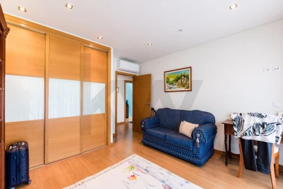 Apartamento T3 para Venda em Odivelas
