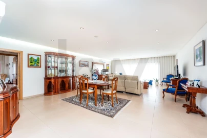 Apartamento T3 para Venda em Odivelas