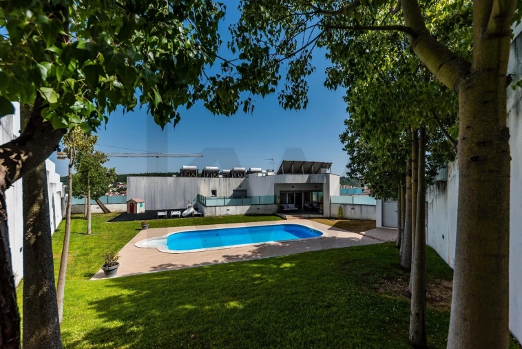 Apartamento T3 para Venda em Odivelas Foto 47