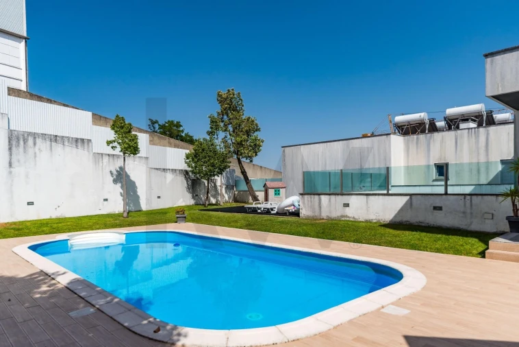 Apartamento T3 para Venda em Odivelas Foto 51