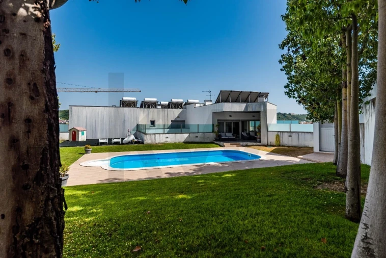 Apartamento T3 para Venda em Odivelas Foto 46