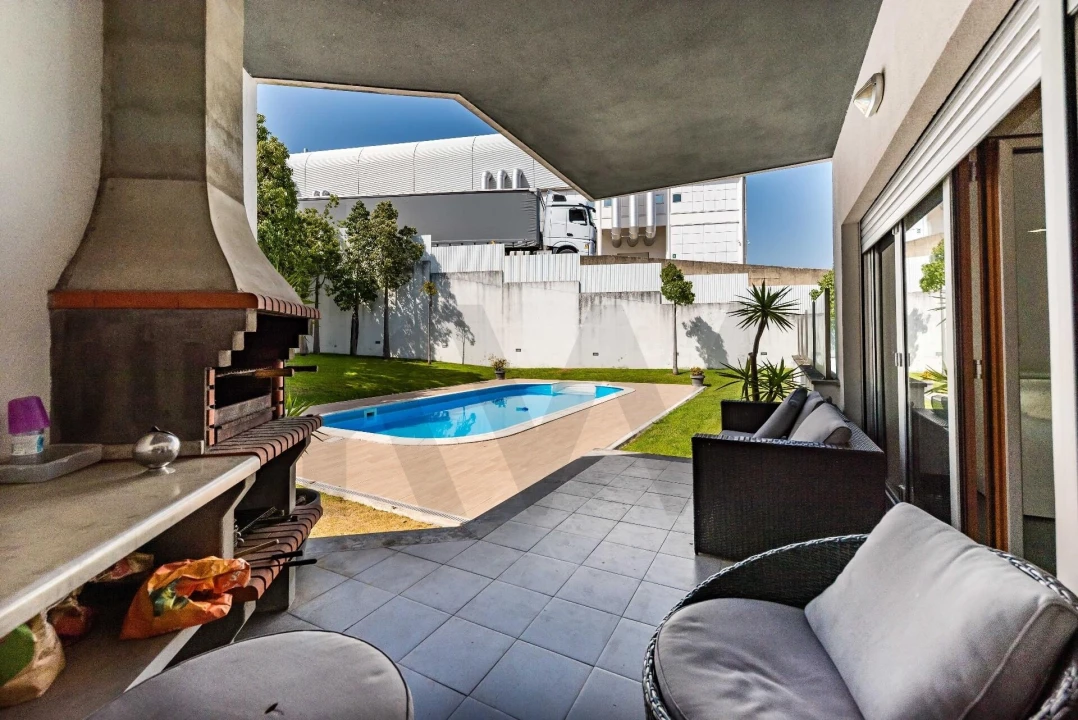 Apartamento T3 para Venda em Odivelas Foto 37