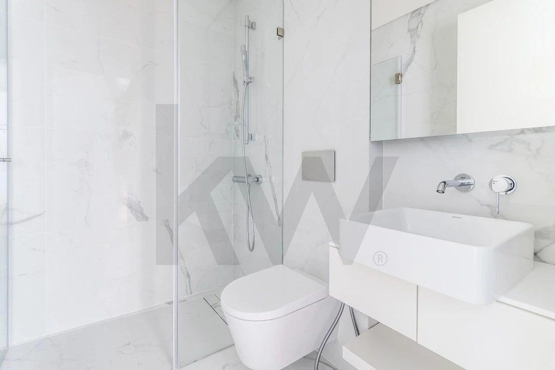 Apartamento T2 para Arrendamento em Santo António Foto 27