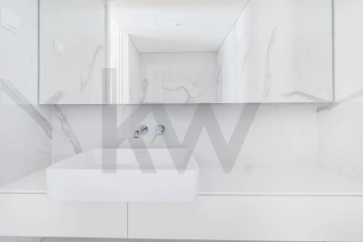 Apartamento T2 para Arrendamento em Santo António