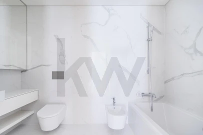 Apartamento T2 para Arrendamento em Santo António