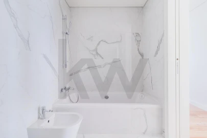 Apartamento T2 para Arrendamento em Santo António