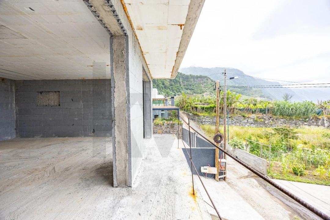 Moradia T2 para Venda em Ponta Delgada Foto 24