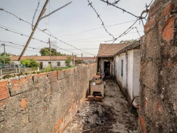 Moradia T1 para Venda em Vermelha