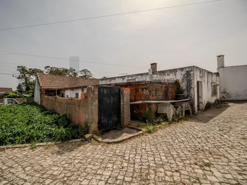 Moradia T1 para Venda em Vermelha Foto 5