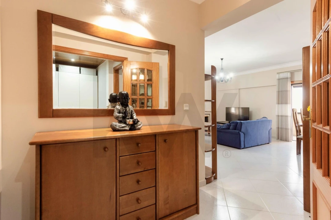 Apartamento T2 para Venda em Póvoa de Santa Iria e Forte da Casa Foto 5