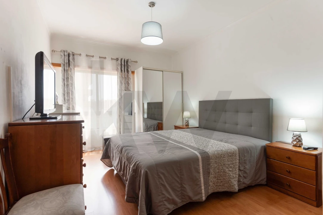 Apartamento T2 para Venda em Póvoa de Santa Iria e Forte da Casa Foto 18