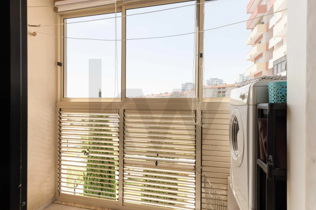 Apartamento T2 para Venda em Póvoa de Santa Iria e Forte da Casa Foto 16