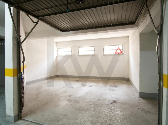 Apartamento T2 para Venda em Póvoa de Santa Iria e Forte da Casa Foto 27