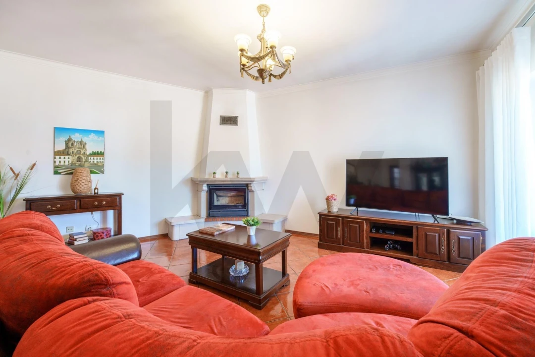 Moradia T4 para Venda em Alcobaça e Vestiaria Foto 22