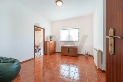 Moradia T4 para Venda em Alcobaça e Vestiaria