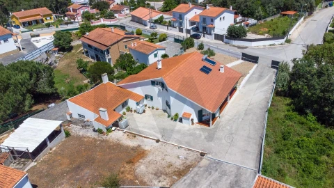 Moradia T4 para Venda em Alcobaça e Vestiaria