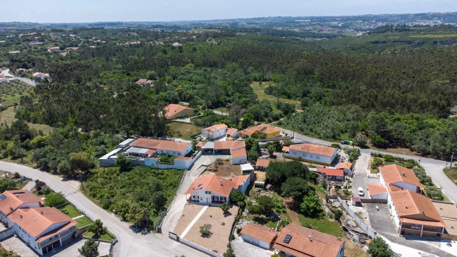 Moradia T4 para Venda em Alcobaça e Vestiaria Foto 2