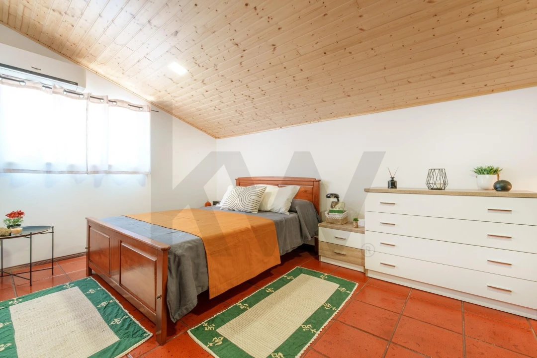 Moradia T4 para Venda em Alcobaça e Vestiaria Foto 49