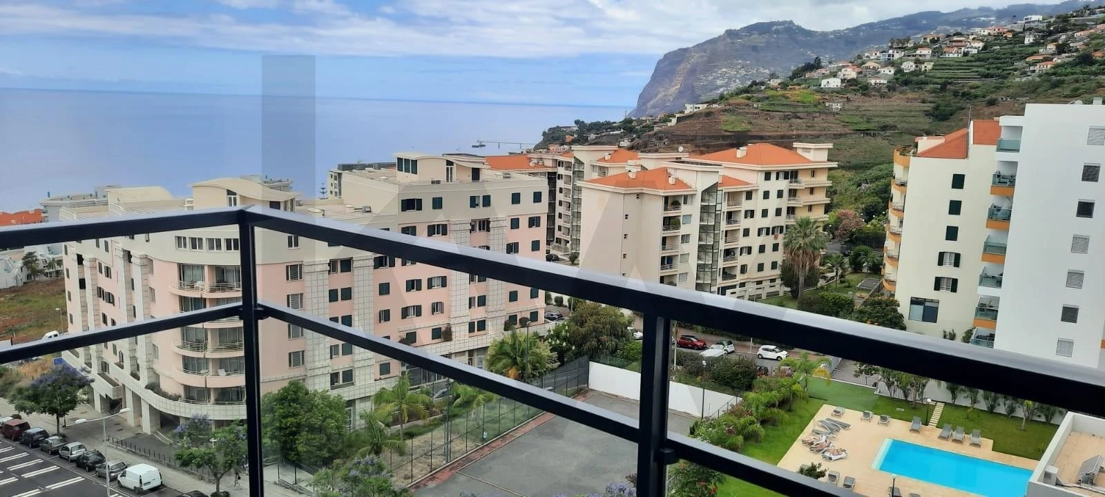 Apartamento T1 para Arrendamento em São Martinho Foto 3