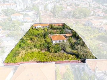 Quinta T4 para Venda em Funchal (São Pedro)