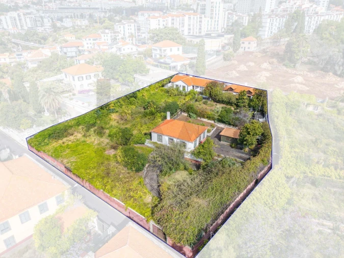 Quinta T4 para Venda em Funchal (São Pedro) Foto 32