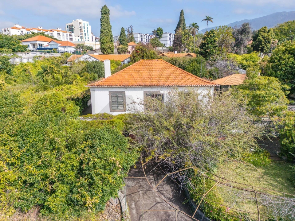 Quinta T4 para Venda em Funchal (São Pedro) Foto 36