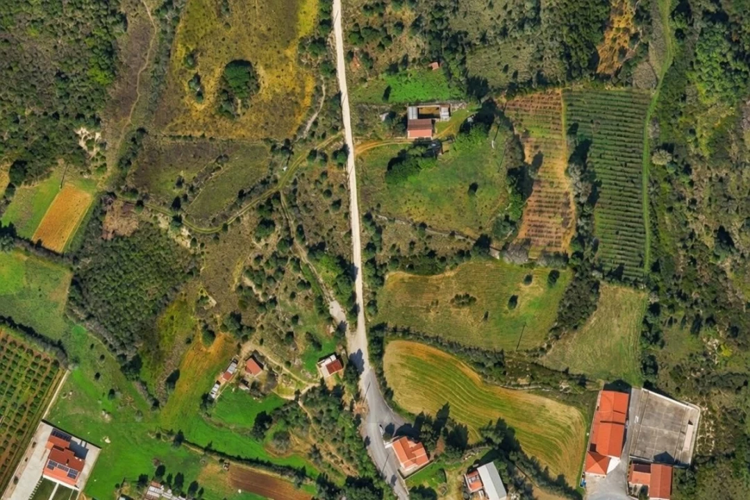 Terreno para Venda em Santiago dos Velhos Foto 5