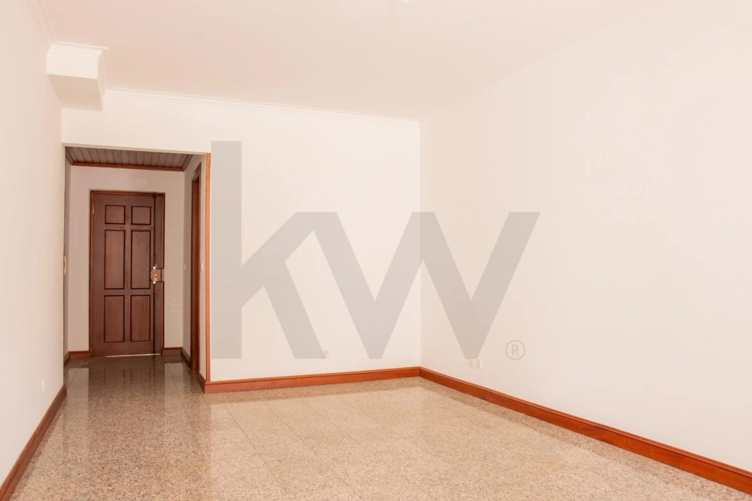 Apartamento T1 para Venda em Sesimbra (Santiago) Foto 7