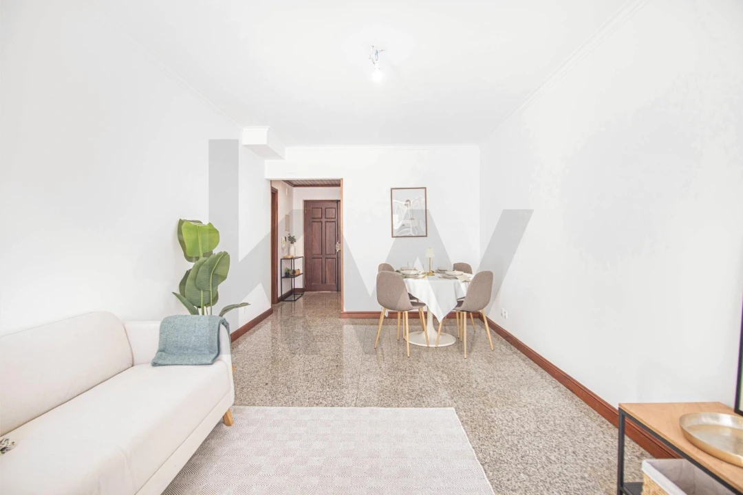 Apartamento T1 para Venda em Sesimbra (Santiago) Foto 7