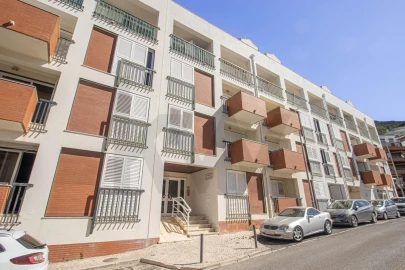 Apartamento T1 para Venda em Sesimbra (Santiago)
