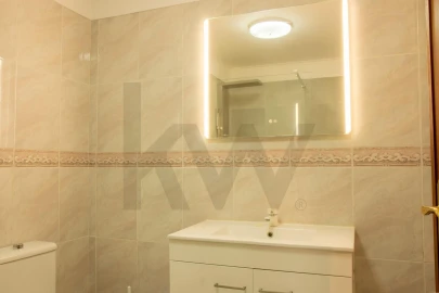 Apartamento T1 para Venda em Sesimbra (Santiago)