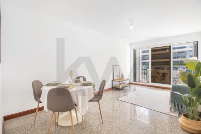 Apartamento T1 para Venda em Sesimbra (Santiago)