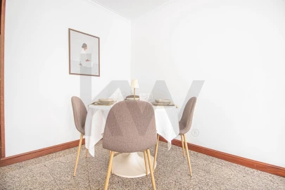Apartamento T1 para Venda em Sesimbra (Santiago)