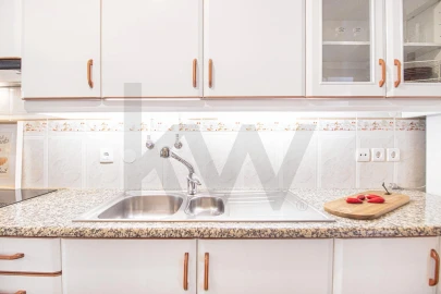 Apartamento T1 para Venda em Sesimbra (Santiago)
