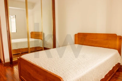 Apartamento T1 para Venda em Sesimbra (Santiago)