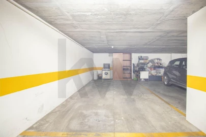 Apartamento T1 para Venda em Sesimbra (Santiago)