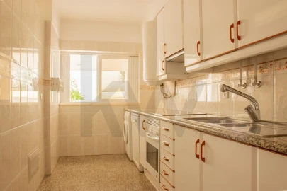 Apartamento T1 para Venda em Sesimbra (Santiago)