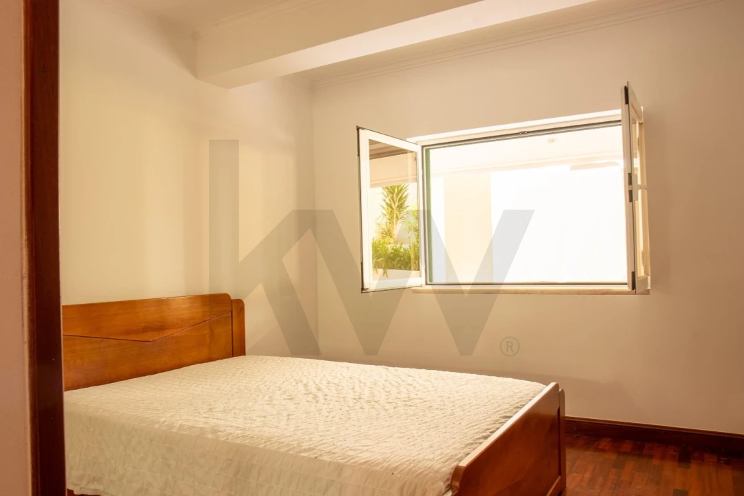 Apartamento T1 para Venda em Sesimbra (Santiago) Foto 14