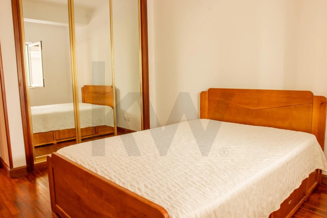Apartamento T1 para Venda em Sesimbra (Santiago) Foto 16