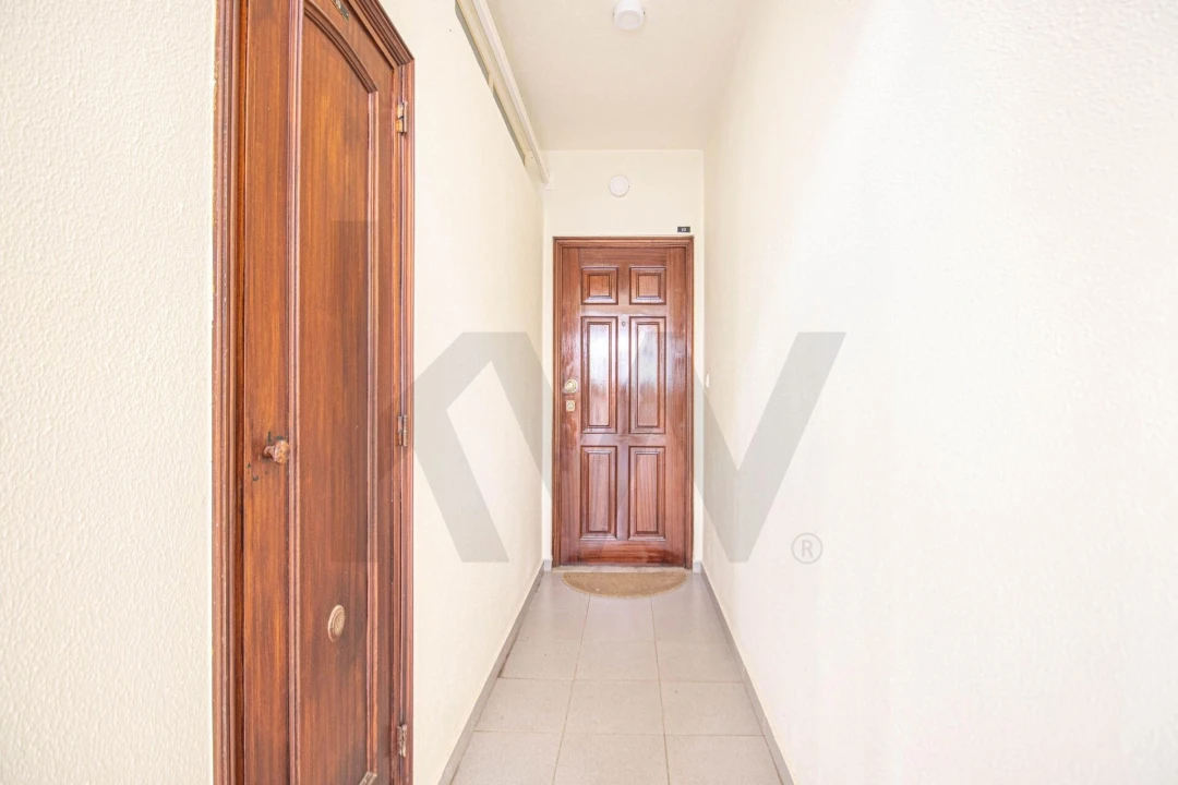 Apartamento T1 para Venda em Sesimbra (Santiago) Foto 24
