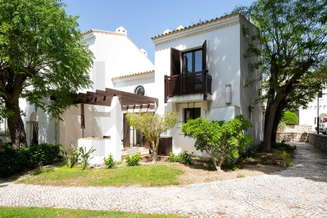 Moradia T2 para Venda em Albufeira e Olhos de Água Foto 4