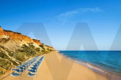 Moradia T2 para Venda em Albufeira e Olhos de Água