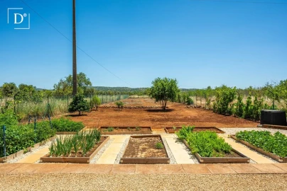 Moradia T3 para Venda em Albufeira e Olhos de Água