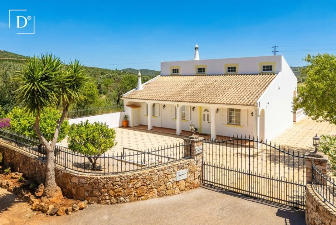 Moradia T3 para Venda em Albufeira e Olhos de Água Foto 1