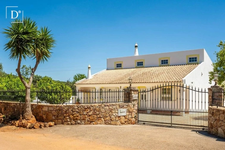 Moradia T3 para Venda em Albufeira e Olhos de Água Foto 27