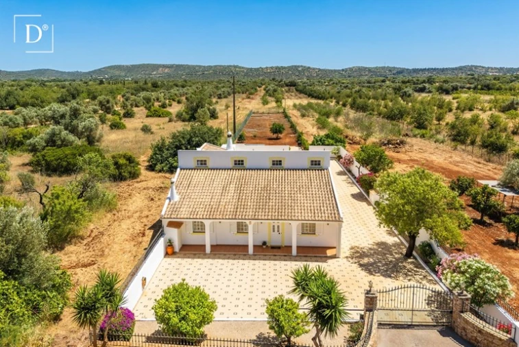 Moradia T3 para Venda em Albufeira e Olhos de Água Foto 28