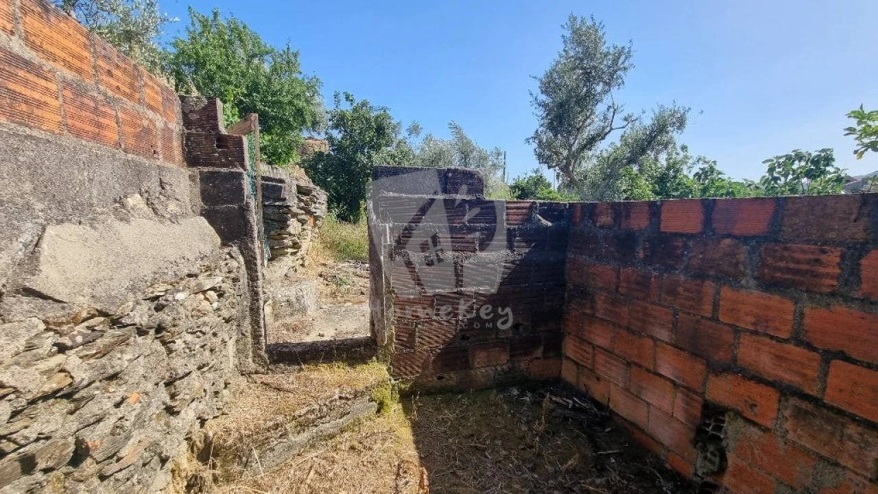Moradia para Venda em Santo Andre das Tojeiras Foto 8