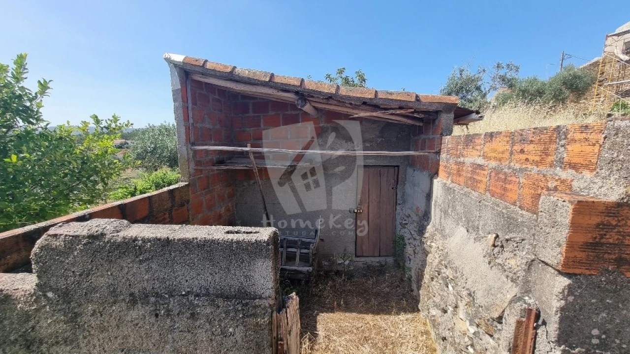 Moradia para Venda em Santo Andre das Tojeiras Foto 6