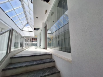 Negócio para Venda em Albufeira e Olhos de Água