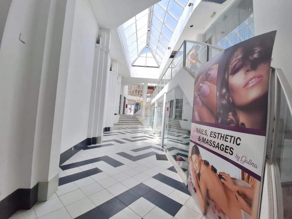 Negócio para Venda em Albufeira e Olhos de Água Foto 3